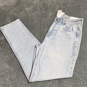 Light Wash Mom Jeans